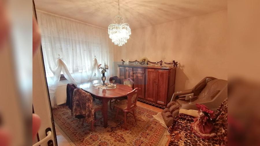 Casă cu 3 camere cu Teren 374 Mp în Exterior Sud