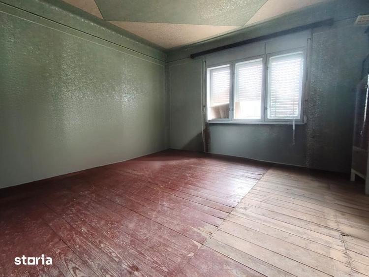 Casă cu 3 camere cu Teren 2571 Mp în Bonț