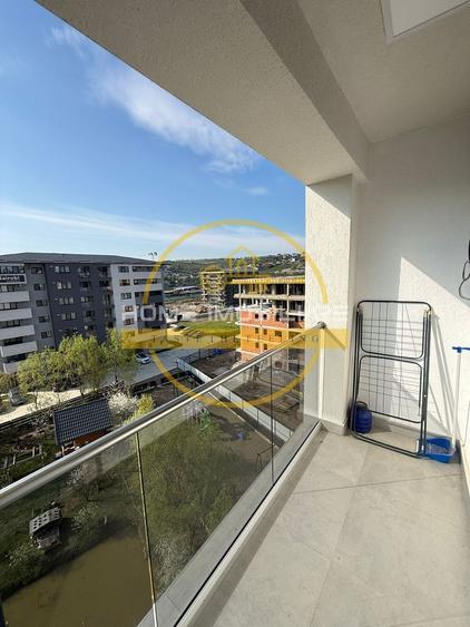 Apartament cu 2 camere semidecomandat, mobilat în Vișani