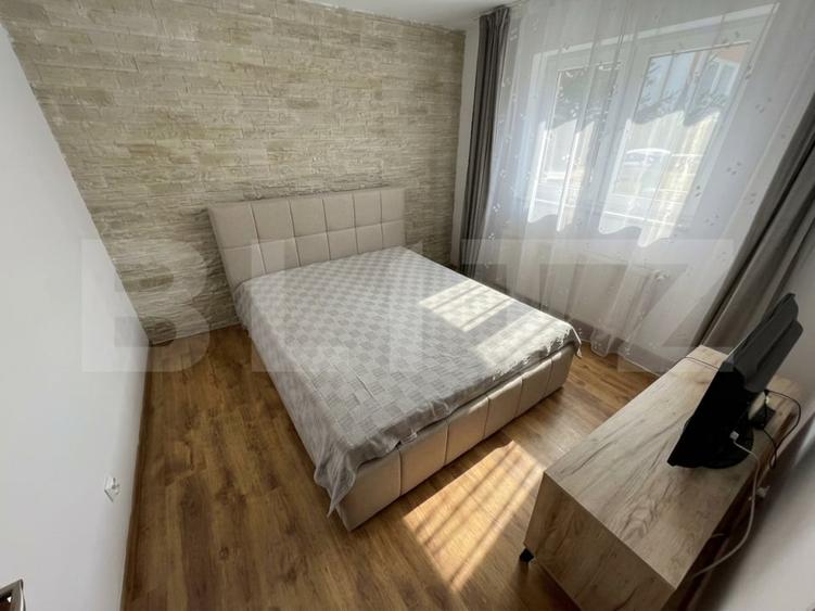 Apartament cu 3 camere decomandat, mobilat în Dâmbul Rotund