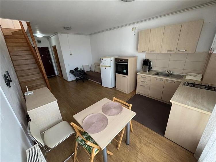 Apartament cu 2 camere decomandat în 7 Noiembrie