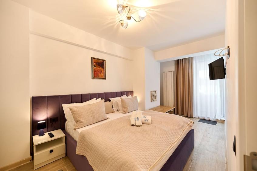 Apartament cu 2 camere decomandat în Mamaia-Sat