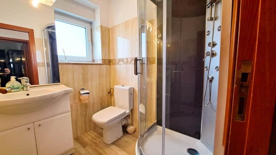 Duplex cu 5 camere cu Canalizare în Voluntari