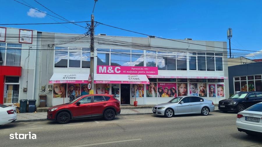 Spațiu comercial, de 380 mp, în Central