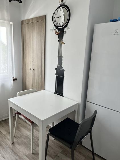 Garsonieră decomandată în Gării