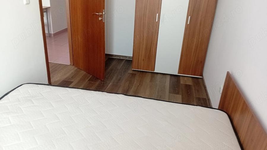 Apartament cu 3 camere decomandat în UTA