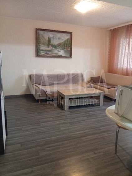 Apartament cu 3 camere decomandat în Nufărul