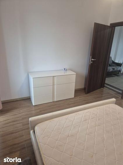 Apartament cu 2 camere semidecomandat în Fundeni
