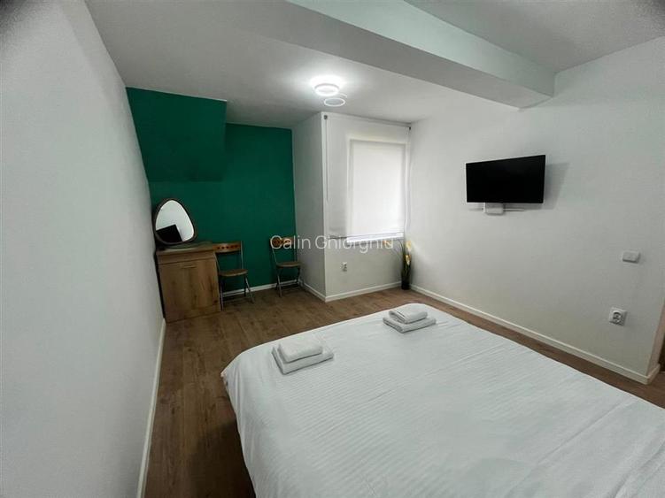 Apartament 2 camere la prima inchiriere,curte-zona Sinaia, centru