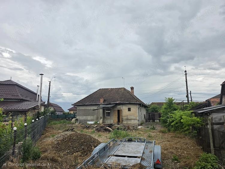 Casă cu Teren 444 Mp în Mihai Viteazu