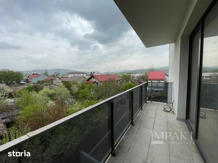 Apartament cu 3 camere semidecomandat în Bulgaria