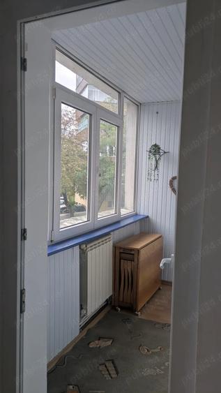 Apartament cu 3 camere decomandat în Precista