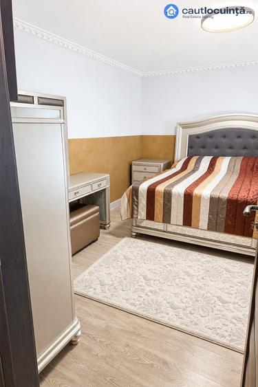 Casă cu 3 camere cu Teren 237.61999511719 Mp în Andronache