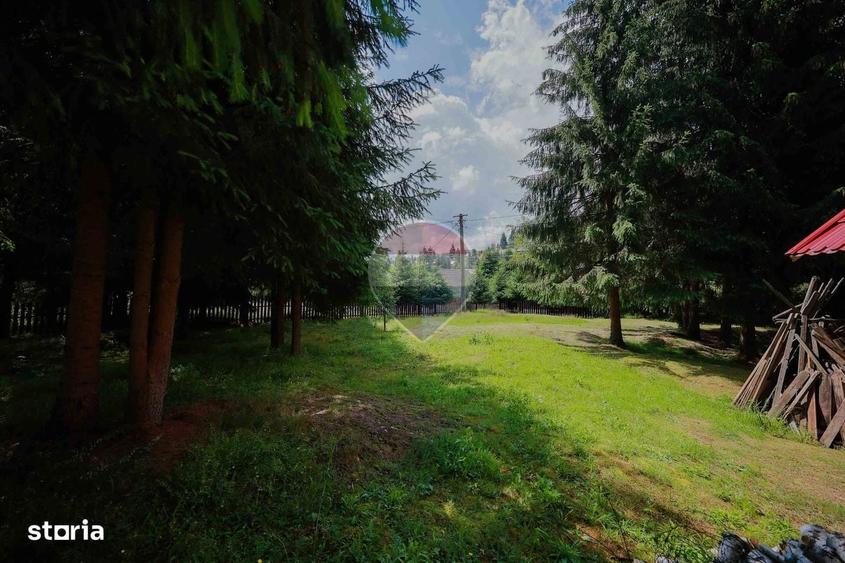 Casă cu 4 camere în Izlaz