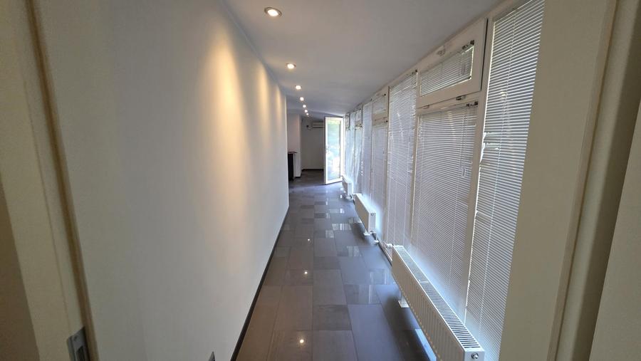 Apartament cu 2 camere decomandat, mobilat în Aradului