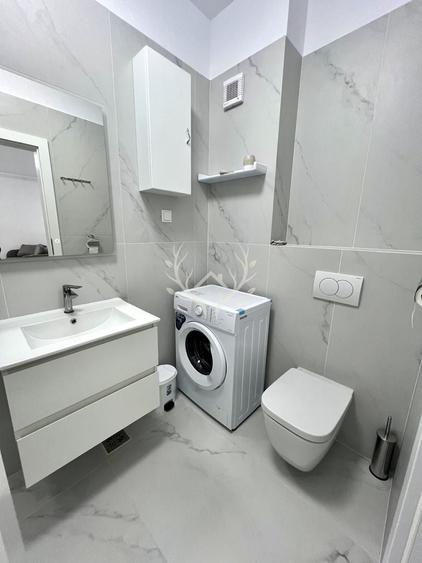 Apartament cu 2 camere semidecomandat, mobilat în Florești