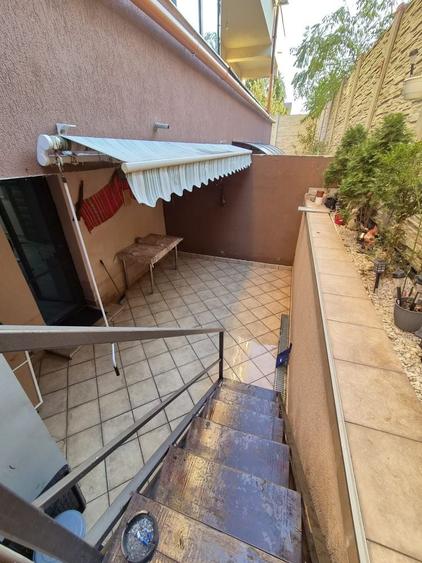 Apartament cu 2 camere decomandat în Tei