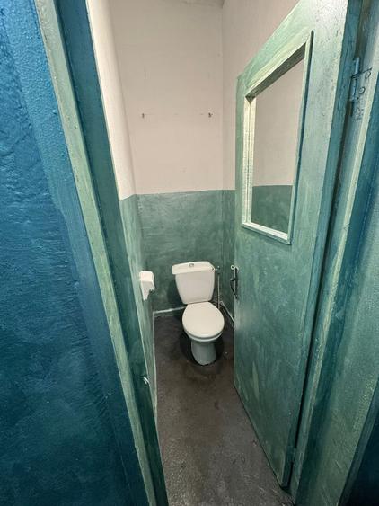 Spatiu comercial de inchiriat situat pe Stefan Cel Mare nr 34, bl. 27, Bucuresti - 6
