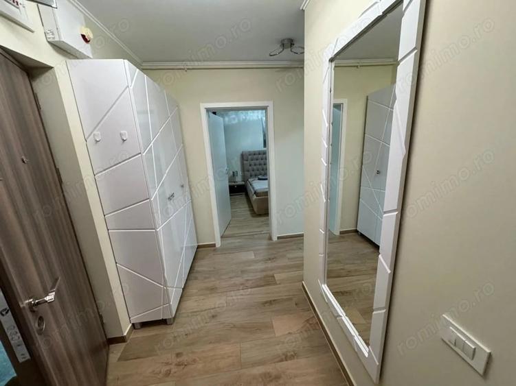 Apartament cu 2 camere semidecomandat în Dumbrăvița