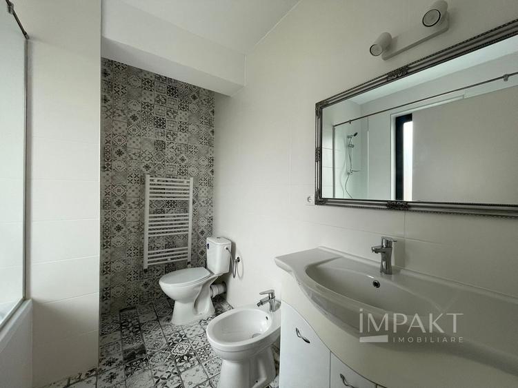 Casă individuală cu 4 camere cu Canalizare în Dezmir