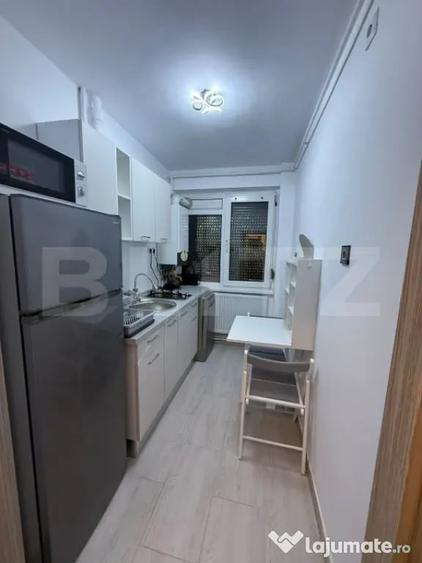 Apartament cu 2 camere semidecomandat în Democrației