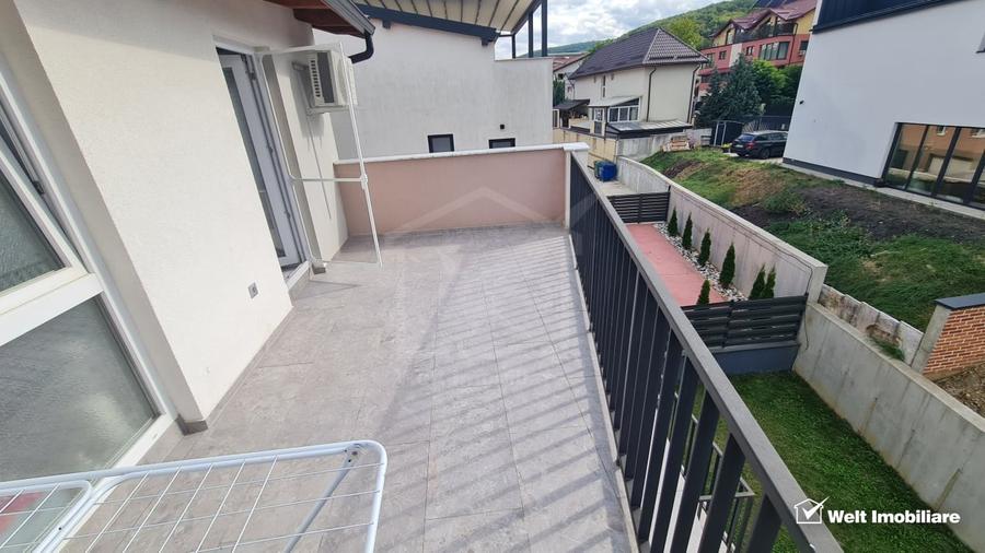 Casă nouă în Mănăștur, 4 camere, 3 etaje - 24