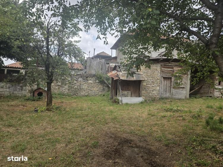 Spațiu comercial, în Buciumeni
