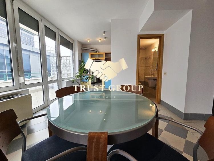 Apartament cu 3 camere decomandat, mobilat în Arcul de Triumf
