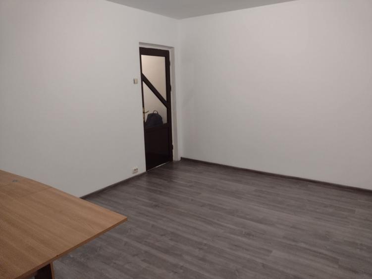 Apartament cu 2 camere nedecomandat în Baraolt