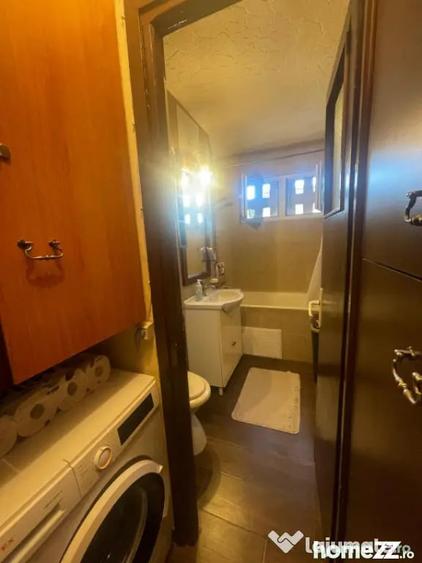 Apartament cu 3 camere semidecomandat în Valea Rosie