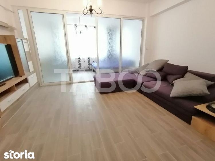 Apartament cu 3 camere semidecomandat, mobilat în Ștrand
