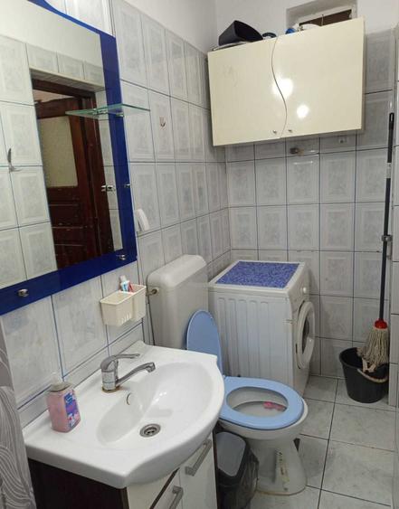 Garsonieră decomandată, mobilată în Gară