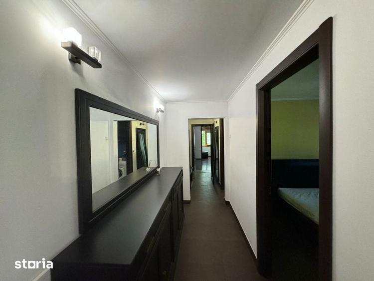 Apartament cu 3 camere decomandat în Cornișa