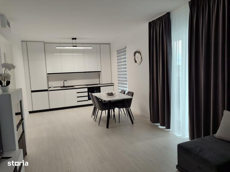 Apartament cu 3 camere decomandat în Păulești