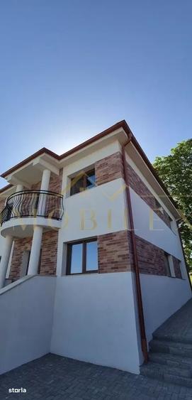 Casă cu 4 camere în Dezmir