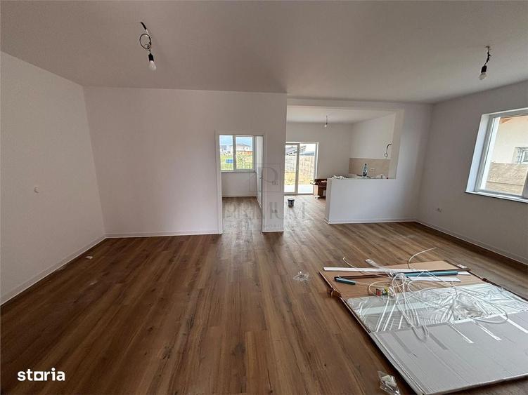 Casă cu 3 camere în Sud