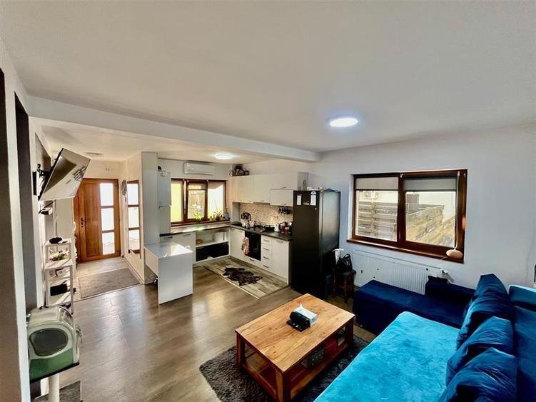 Apartament cu 3 camere decomandat în Șorogari