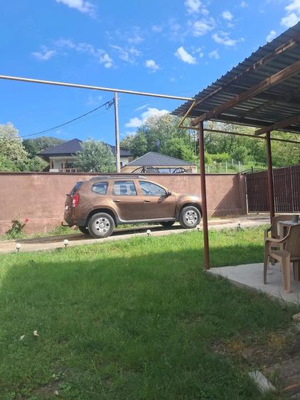 Casă cu 2 camere cu Teren 205 Mp în Păușești