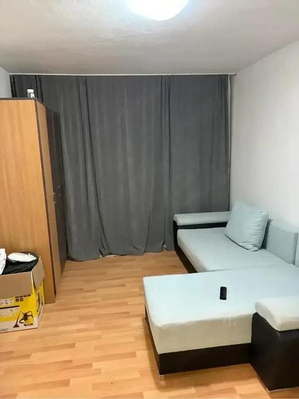 Garsonieră decomandată în Războieni