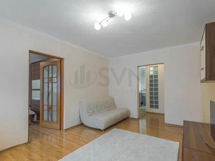 Apartament cu 3 camere semidecomandat în Ultracentral