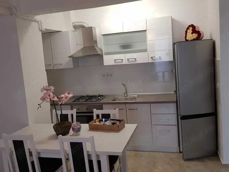 Apartament cu 2 camere semidecomandat în Sebastian