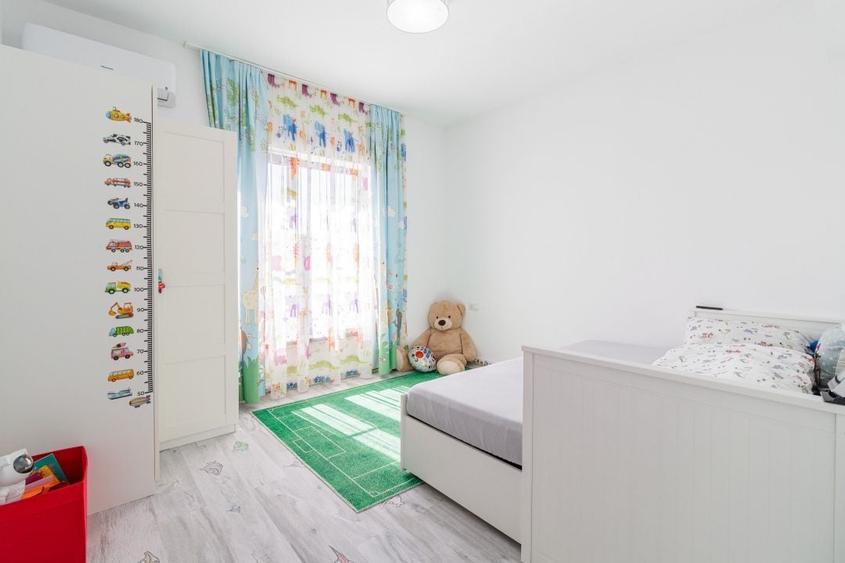Duplex cu 4 camere cu Canalizare în Corbeanca