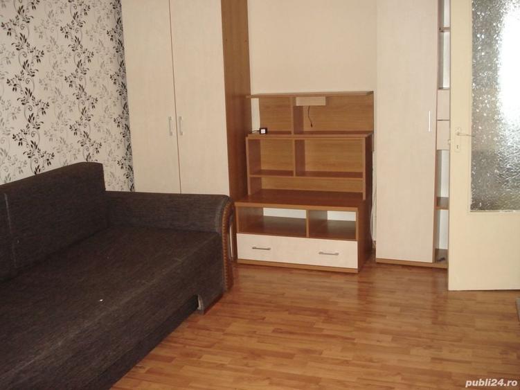Apartament cu 3 camere decomandat în Șoimuș