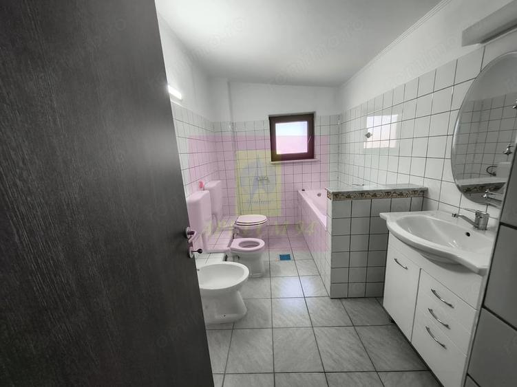 Casă cu Teren 280 Mp în Antiaeriană