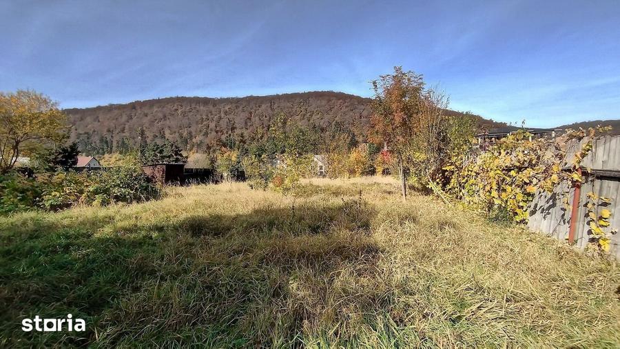 Teren de 660 mp, în Bunloc