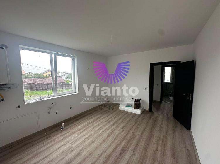 Duplex cu 5 camere cu Canalizare în Exterior Vest