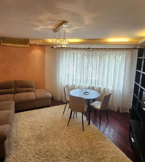 Inchiriez apartament 3 camere, 2 bai ,zona BisericabS.A.Andrei - 7