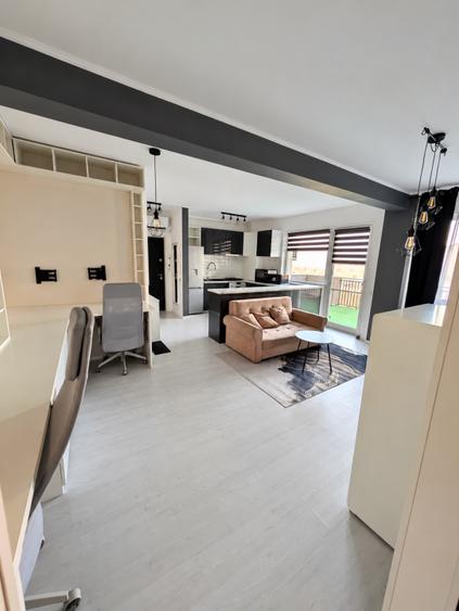 Apartament cu 2 camere semidecomandat în Florești