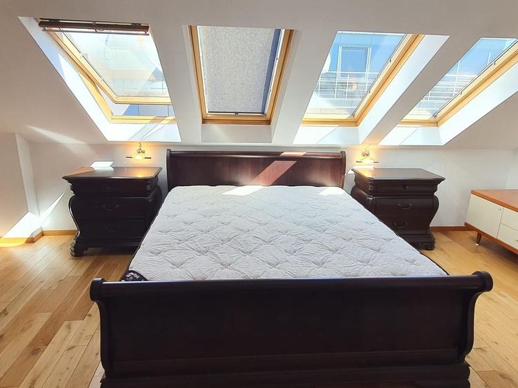 Penthouse cu 3 camere decomandat, mobilat în Domenii