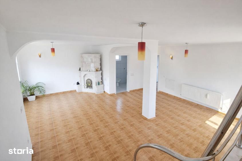 Casă cu 4 camere cu Teren 376 Mp în Traian